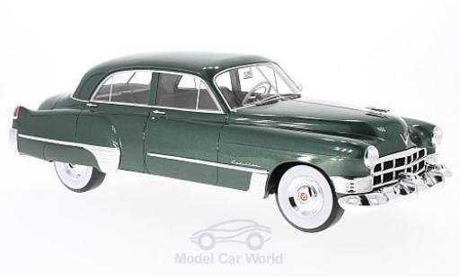 Modelauto Cadillac Series 62 Sedan Touring metallic groen 1949 1/18 CMF
