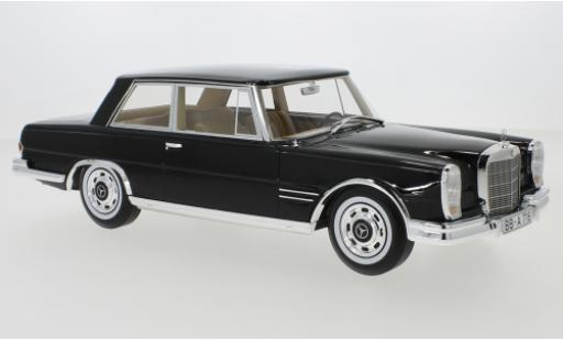 Modelauto Mercedes 600 Nallinger Coupe (W100) - zwart 1965 1/18 CMF