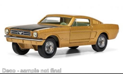Modelauto Ford Mustang Fastback dor&Atilde;&copy;/zwart 1/45 Corgi