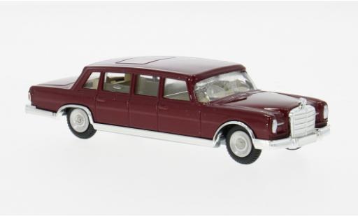 Modelauto Mercedes 600 Pullman (W100) rood 1964 1/50 Corgi