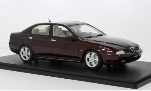 Modelauto Alfa Romeo 166 3.0 v6 sportronic Super rood 1998 1/18 Cult Scale Models