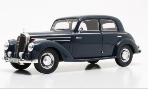 Modelauto Mercedes 220 Base (W187) blauw 1953 1/18 Cult Scale Models