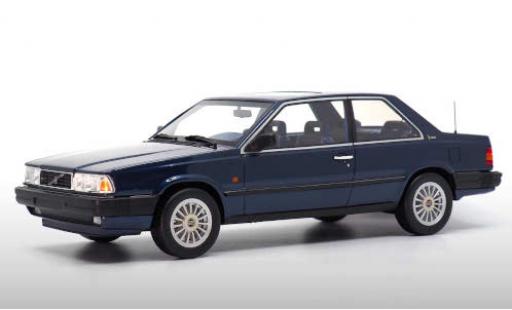 Modelauto Volvo 780 Base metallic blauw 1986 1/18 DNA Collectibles