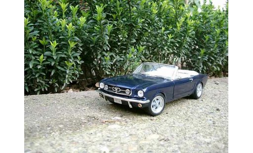 Ford Mustang Convertible 1/18 Jouef cabriolet blauw modelauto
