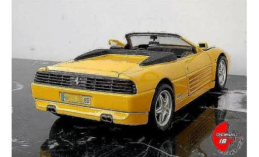 Ferrari 348 Spider 1/18 Mira geel modelauto