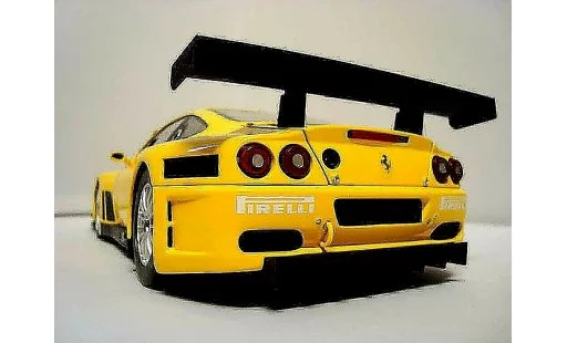 Ferrari 575 GTC 1/18 Kyosho evoluzione 2005 geel modelauto