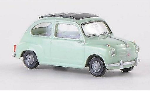 Fiat 600 Berlina 1/87 Wiking groen modelauto