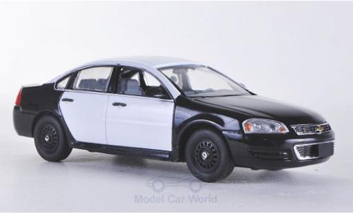 Modelauto Chevrolet Impala police zwart/wit 2011 met Politie-Zubeh&Atilde;&para;r 1/43 First Response