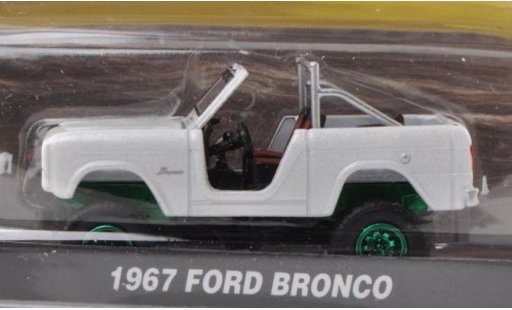 Ford Bronco Wagon 1/64 Greenlight wit Special Version 1967 modelauto