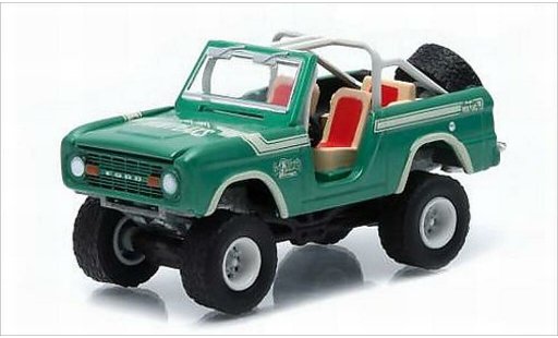 Ford Bronco Wagon 1/64 Greenlight metallic groen/Dekor Twin Peaks 1976 modelauto