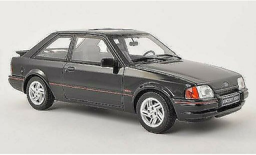Ford Escort XR3i 1/18 Ottomobile MK IV zwart 1988 modelauto