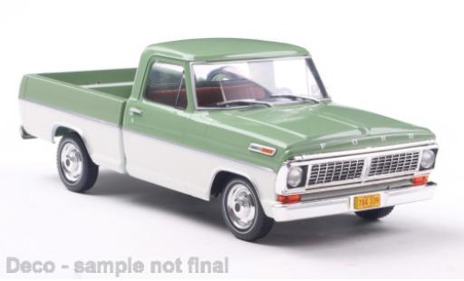 Modelauto Ford F-100 Pickup 00 groen 1/24 WhiteBox