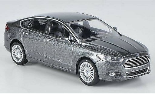 Ford Fusion Berlina 1/43 Greenlight grijs 2013 modelauto