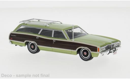 Modelauto Ford LTD Berline Country Sq groen 1/43 IXO