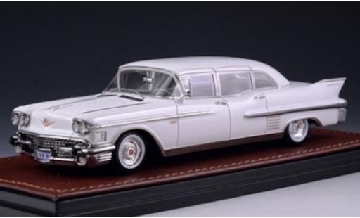 Modelauto Cadillac Fleetwood Sedan 75 wit 1958 1/43 GLM