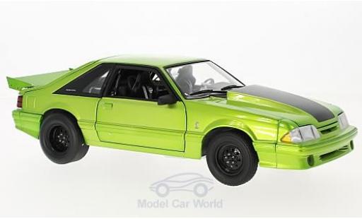 Modelauto Ford Mustang SVT Cobra King Snake groen 1993 1320 Drag Kings 1/18 GMP