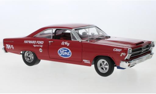 Modelauto Ford Fairlane Berline 427 Prototype Hayward rood 1966 1/18 GMP