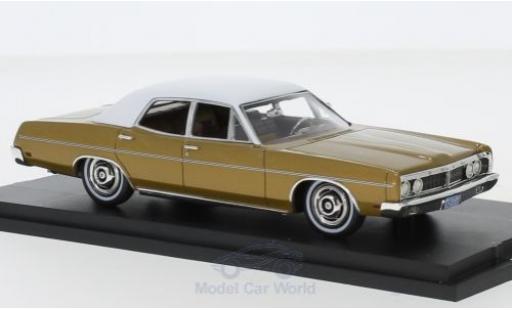 Modelauto Ford Galaxie Berline metallic beige/wit 1970 1/43 Goldvarg Collections