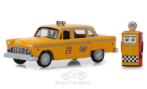 Modelauto Checker Marathon berline Special 1978 met Vintage-Zapfs&Atilde;&curren;ule 1/64 Greenlight