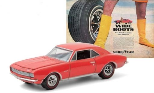 Modelauto Chevrolet Camaro Coupe rood 1967 Goodyear Wide Tread Tires 1/64 Greenlight