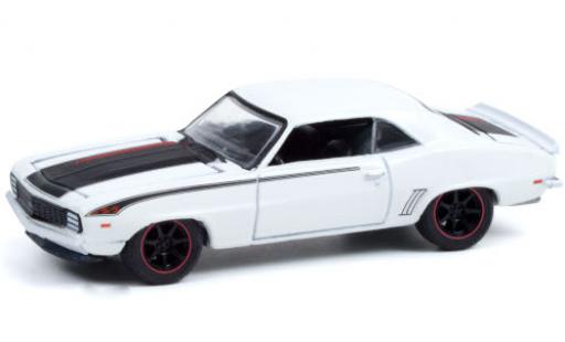Modelauto Chevrolet Camaro tuning mat-wit/mat-zwart 1969 1/64 Greenlight