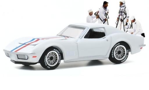 Modelauto Chevrolet Corvette Coupe C3 wit/Dekor 1971 1/64 Greenlight