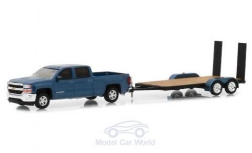 Modelauto Chevrolet Silverado pickup metallic blauw 2018 met Transportanh&Atilde;&curren;nger 1/64 Greenlight