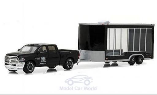 Modelauto Dodge RAM pickup 2500 zwart Graveyard Carz 2016 met Display Anh&Atilde;&curren;nger 1/64 Greenlight