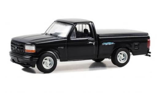 Modelauto Ford F-150 Lightning 50 SVT zwart 1994 1/64 Greenlight