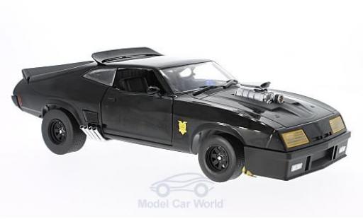 Modelauto Ford Falcon Interceptor XB zwart RHD The Last of the V8 Interceptors Madmax 1973 1/18 Greenlight