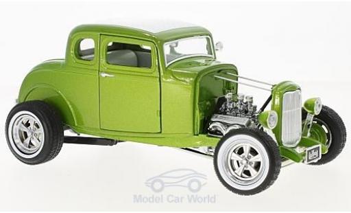 Modelauto Ford Hot Rod 1932 Custom metallic groen/wit Gas Monkey Garage 1/18 Greenlight