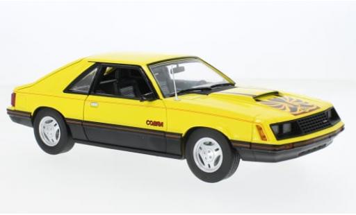 Modelauto Ford Mustang Cobra Fastback geel/zwart 1979 1/18 Greenlight