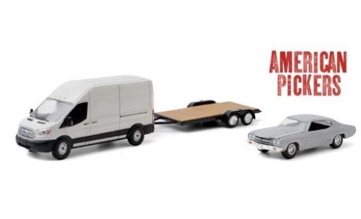 Modelauto Chevrolet Chevelle SS LWB HD wit American Pickers 2015 avec Zweiachsanh&Atilde;&curren;nger et 1970 Chevrolet Chevelle Malibu 1/64 Greenlight