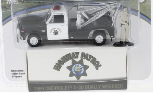 Modelauto Chevrolet C-30 wrecker Abschleppwagen Highway Patrol 1969 1/64 Greenlight