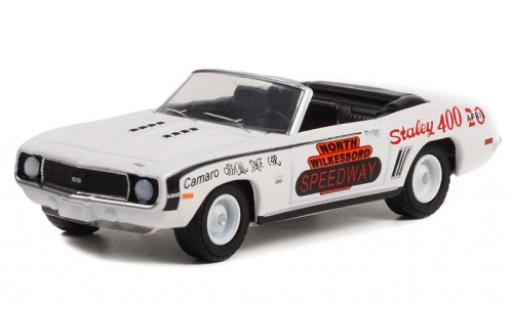 Modelauto Chevrolet Camaro course Cabriolet North Wilkesboro Speedway Pace Car 1969 1/64 Greenlight