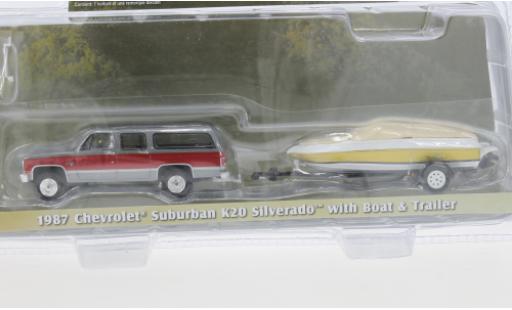 Modelauto Chevrolet Suburban suv K20 Silverado metallic grijs/rood 1987 1/64 Greenlight
