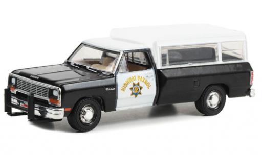 Modelauto Dodge RAM pickup D-100 California autoroute Patrol 1985 1/64 Greenlight