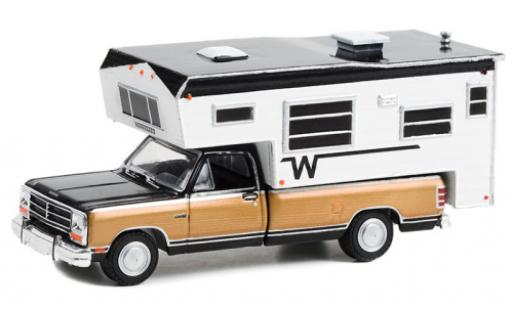 Modelauto Dodge RAM pickup D-250 zwart/dor&Atilde;&copy; 1990 1/64 Greenlight