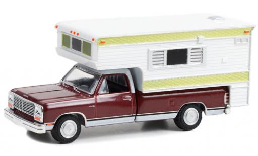 Modelauto Dodge RAM pickup D-250 royal metallic rood 1981 1/64 Greenlight