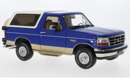 Modelauto Ford Bronco Wagon Eddie fermier Edition blauw/beige 1996 1/18 Greenlight