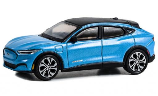Modelauto Ford Mustang Select Mach-E blauw 2022 1/64 Greenlight