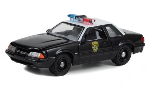 Modelauto Ford Mustang SSP Wyoming Highway Patrol 1990 1/64 Greenlight