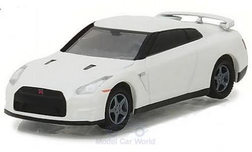 Modelauto Nissan Skyline R35 GT-R wit 2014 1/64 Greenlight