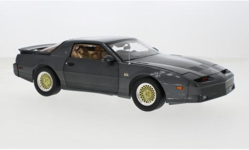 Modelauto Pontiac Firebird GTA Trans Am antraciet 1989 1/18 Greenlight