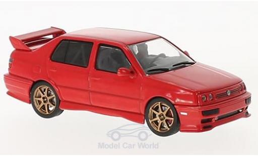 Modelauto Volkswagen Jetta III A3 rood 1995 1/43 Greenlight