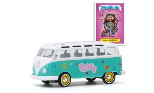 Modelauto Volkswagen T1 Base Samba turquoise/wit GarbagePailKids Hippie Skippy 1/64 Greenlight