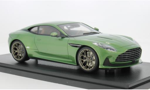 Modelauto Aston Martin DB12 vantage 2 metallic groen 2023 1/18 GT Spirit