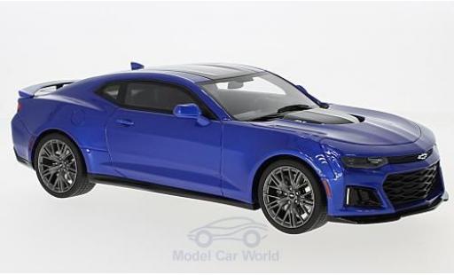 Modelauto Chevrolet Camaro ZL1 metallic blauw/zwart 2017 1/18 GT Spirit