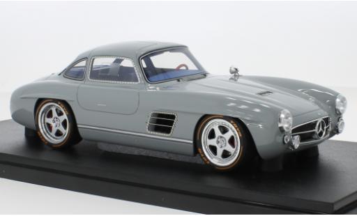 Modelauto Mercedes S Coupe S-Klub Gullwing grijs 2021 1/18 GT Spirit