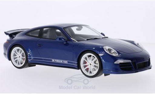 Modelauto Porsche 911 4S Carrera metallic blauw/wit RHD 5M Fans 1/18 GT Spirit